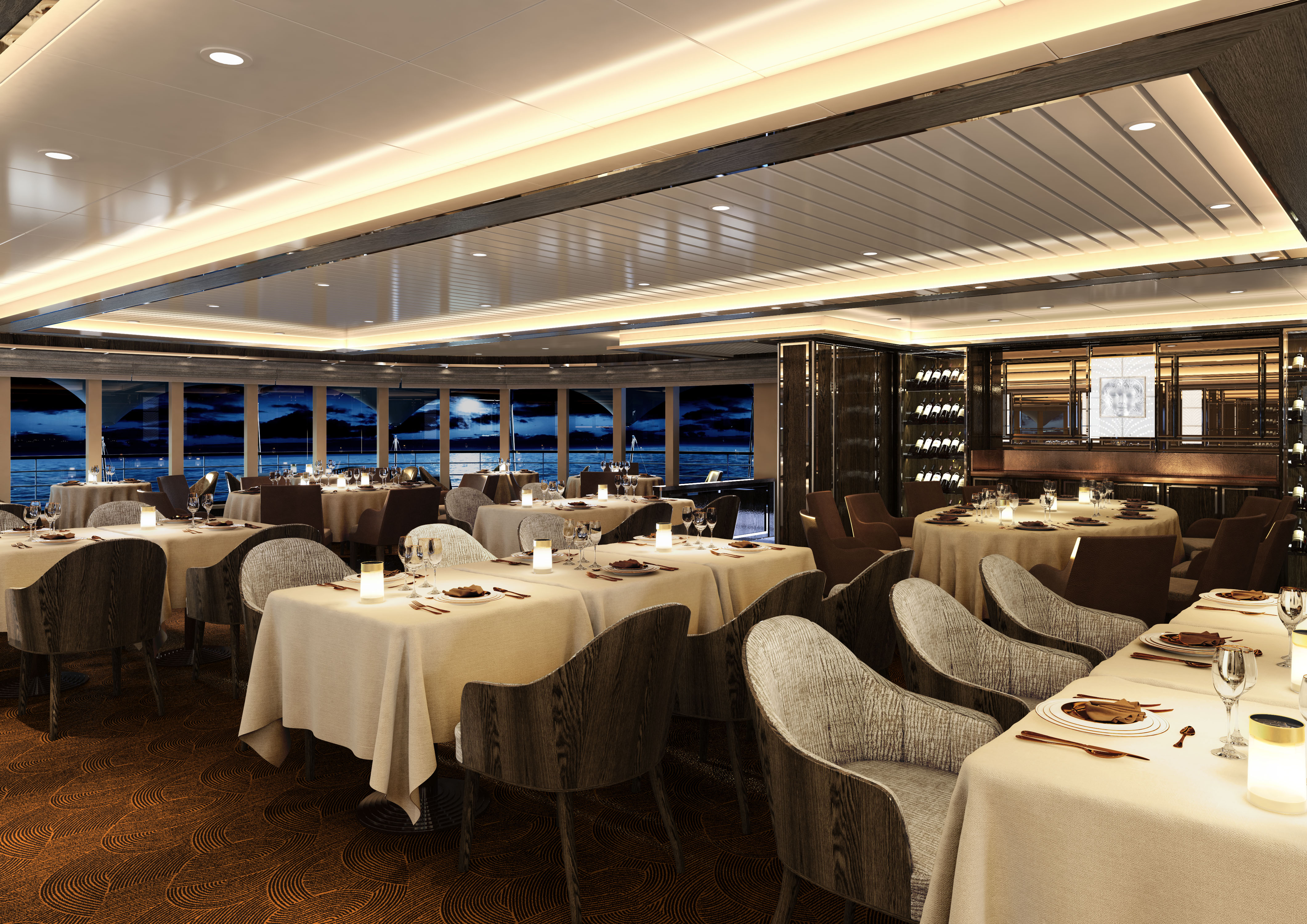 Silversea - Silver Moon - La Dame.jpg